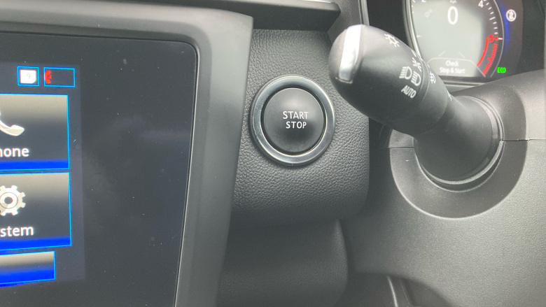 Renault Kadjar 1.5 Blue dCi Iconic 5dr EDC Diesel Hatchback